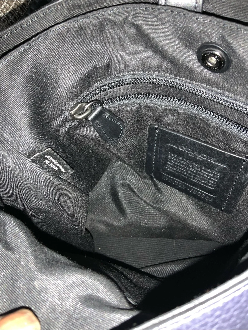 COACH Bond Navy Messenger Bag Unisex Bag F56666. Good condition.
